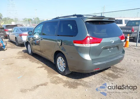 2014 Toyota Sienna Xle V6 8 Passenger из США, поврежденный, VIN 5TDYK3DC6ES414892